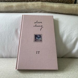 Alexa Chung - IT Book / Great condition!